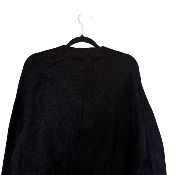 Urban Outfitters The Fuzzy Knit Cardigan Oversized Fit - Picture 6 of 7